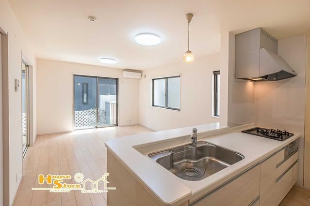 4LDK house in Soka, Saitama - Photo 1