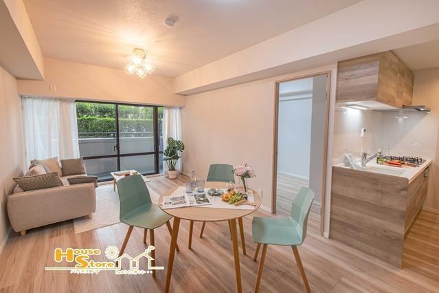 4LDK apartment in Soka, Saitama - Photo 1
