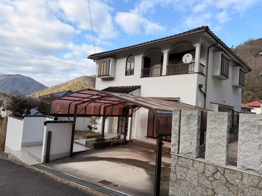 5LDK house in Inagawa, Kawabe District, Hyogo - Photo 1