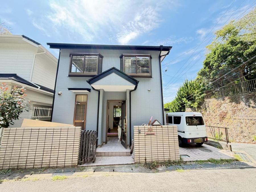 4LDK house in Zushi, Kanagawa - Photo 1