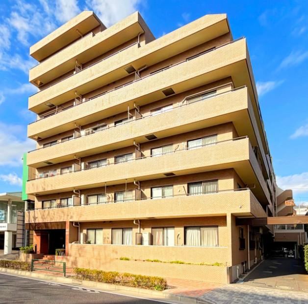 3LDK apartment in Tama, Tokyo - Photo 1