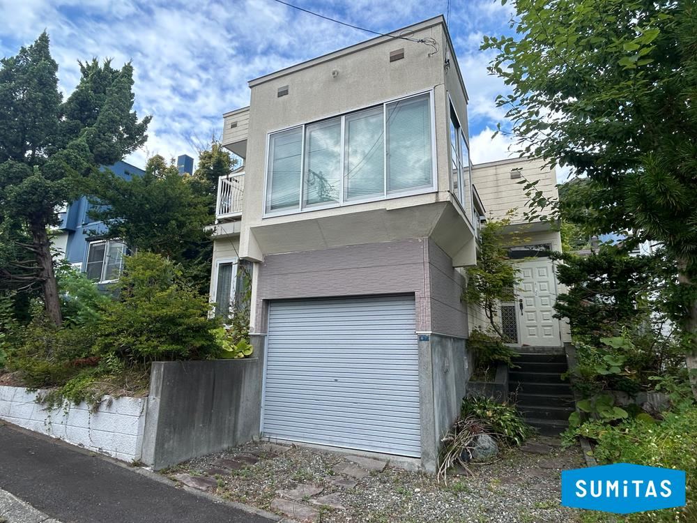 5LDK house in Nishi Ward, Sapporo, Hokkaido - Photo 1