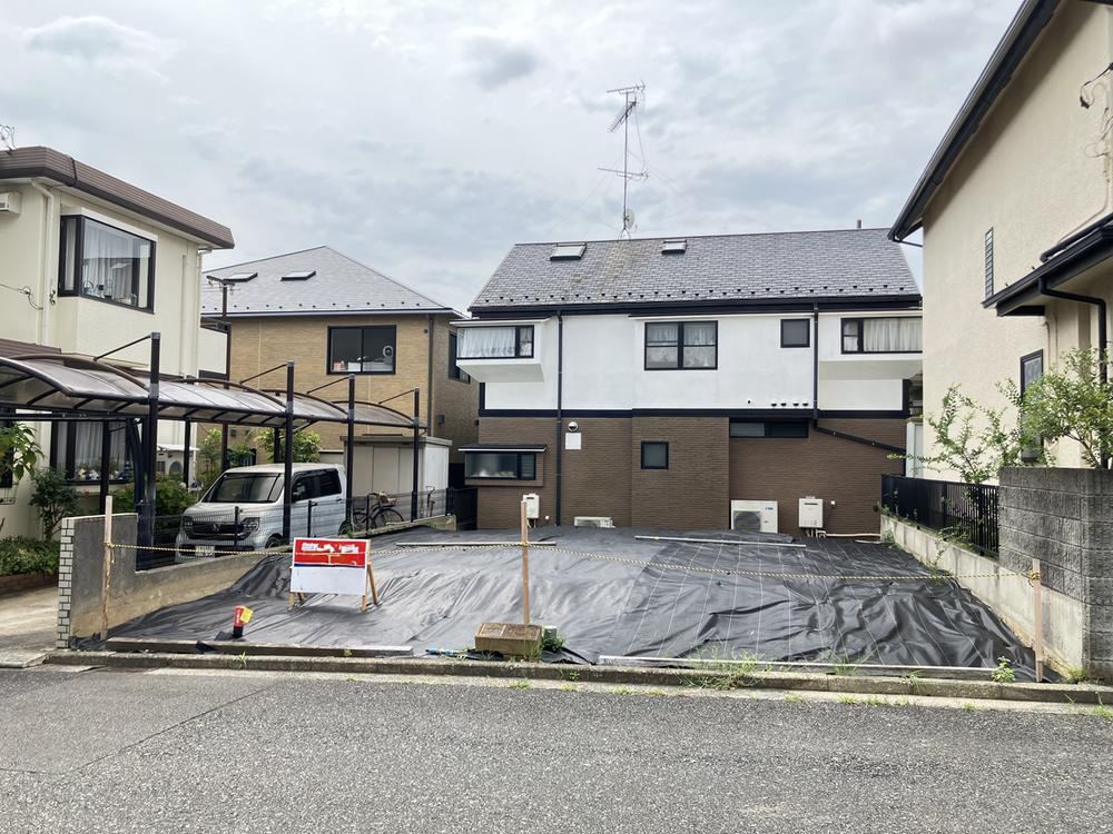 100 m² land in Tsuzuki Ward, Yokohama, Kanagawa - Photo 1