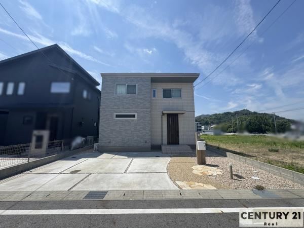 3LDK house in Higashiomi, Shiga - Photo 1