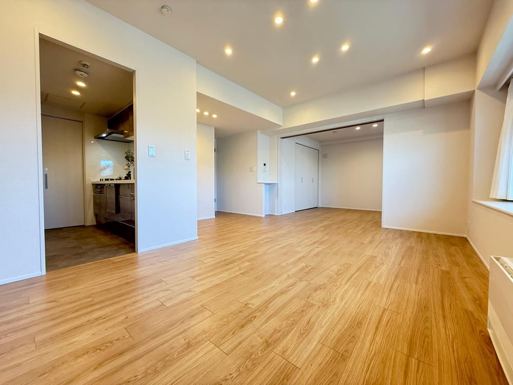 4LDK apartment in Chuo Ward, Sapporo, Hokkaido - Photo 1