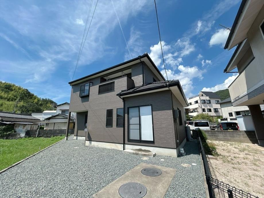 4LDK house in Onomichi, Hiroshima - Photo 1