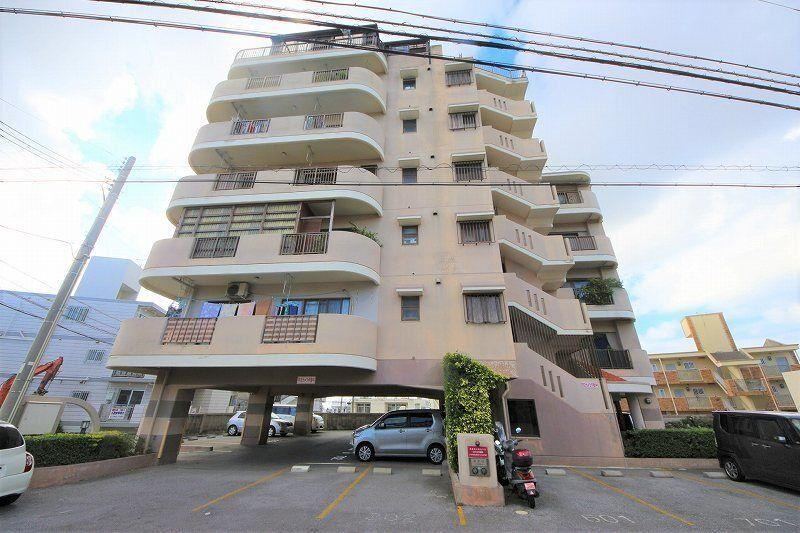 3LDK apartment in Urasoe, Okinawa - Photo 1