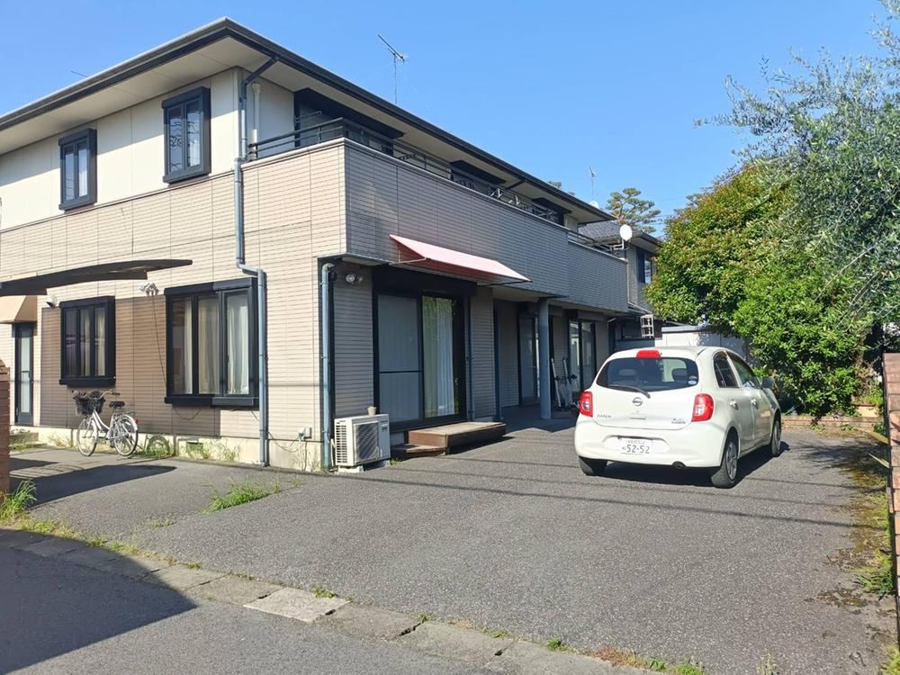 4LDK house in Utsunomiya, Tochigi - Photo 1