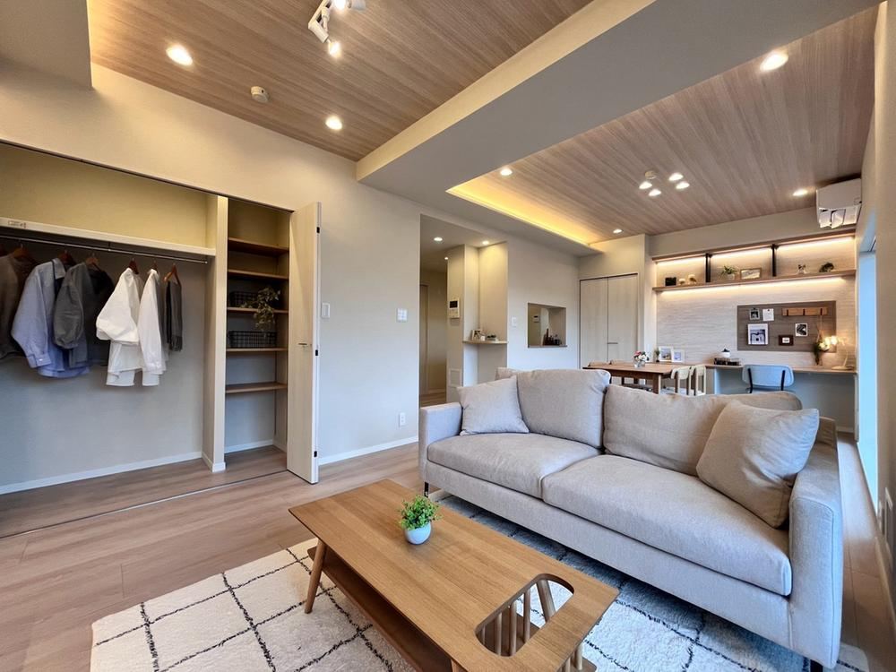 2LDK apartment in Suginami Ward, Tokyo - Photo 1