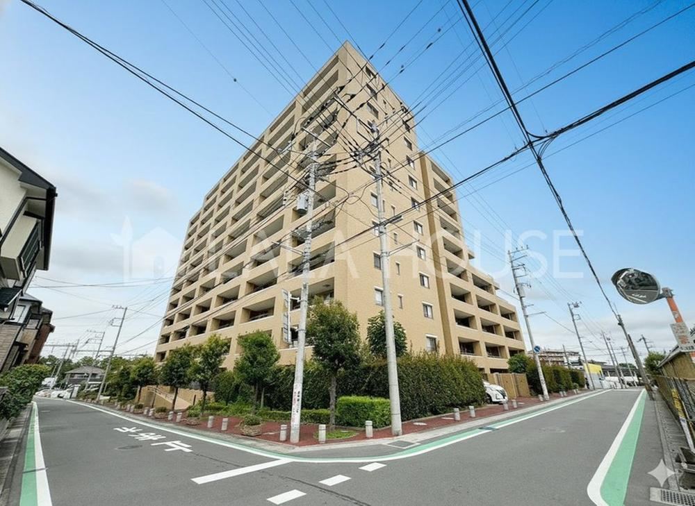 3LDK apartment in Kita Ward, Saitama - Photo 1