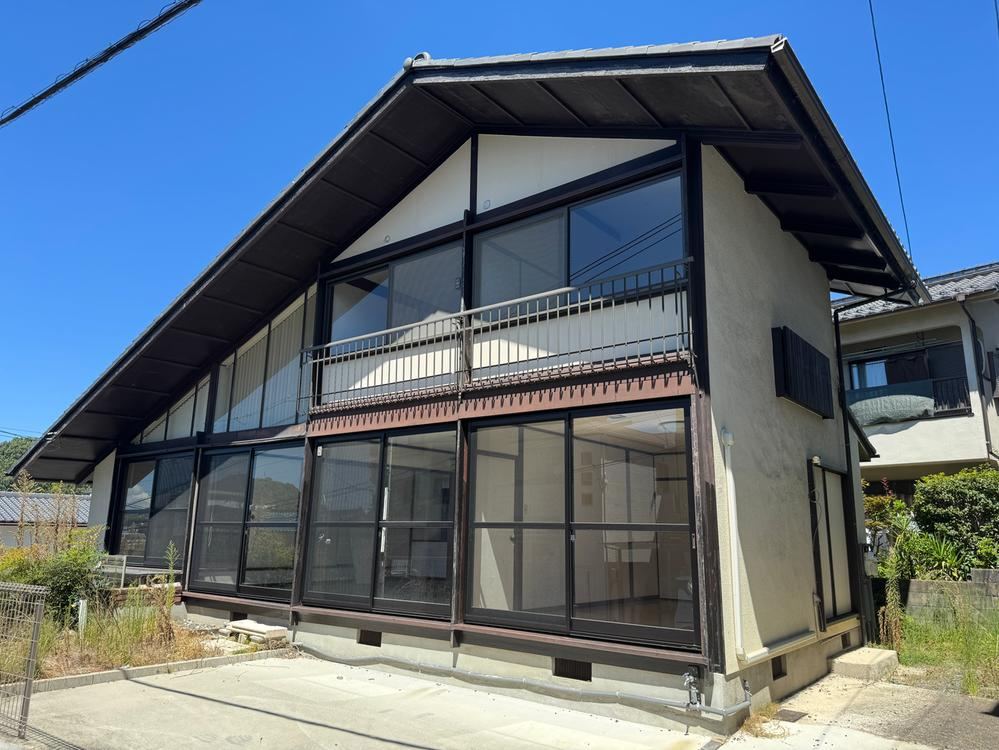 5LDK house in Fuchu, Aki District, Hiroshima - Photo 1