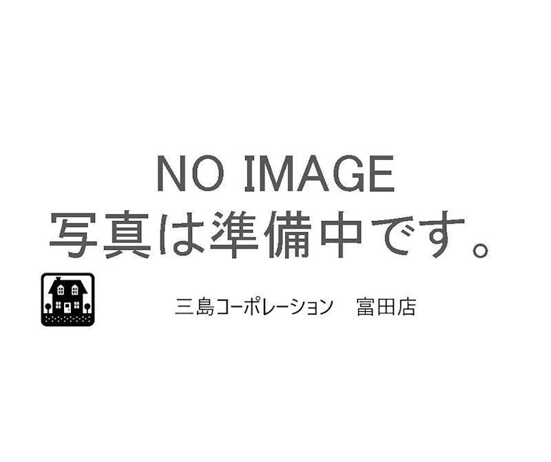 4LDK house in Takatsuki, Osaka - Photo 1