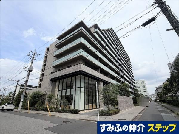 3LDK apartment in Koto Ward, Tokyo - Photo 1