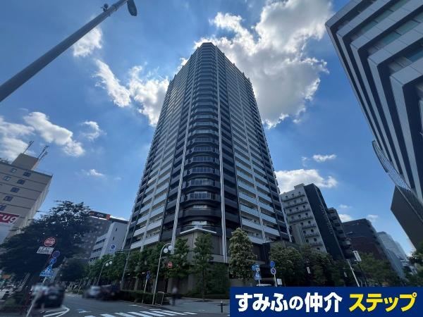 3LDK apartment in Naka Ward, Nagoya, Aichi - Photo 1