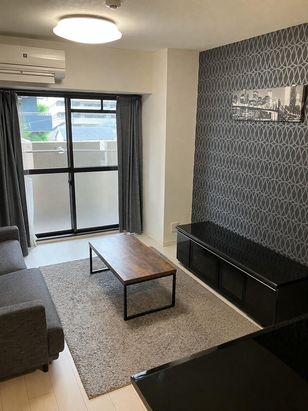 1LDK apartment in Chuo Ward, Osaka - Photo 1