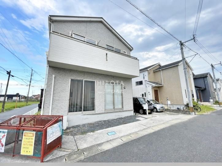 4LDK house in Yukuhashi, Fukuoka - Photo 1