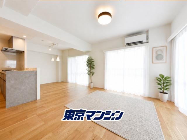 4LDK apartment in Kita Ward, Tokyo - Photo 1