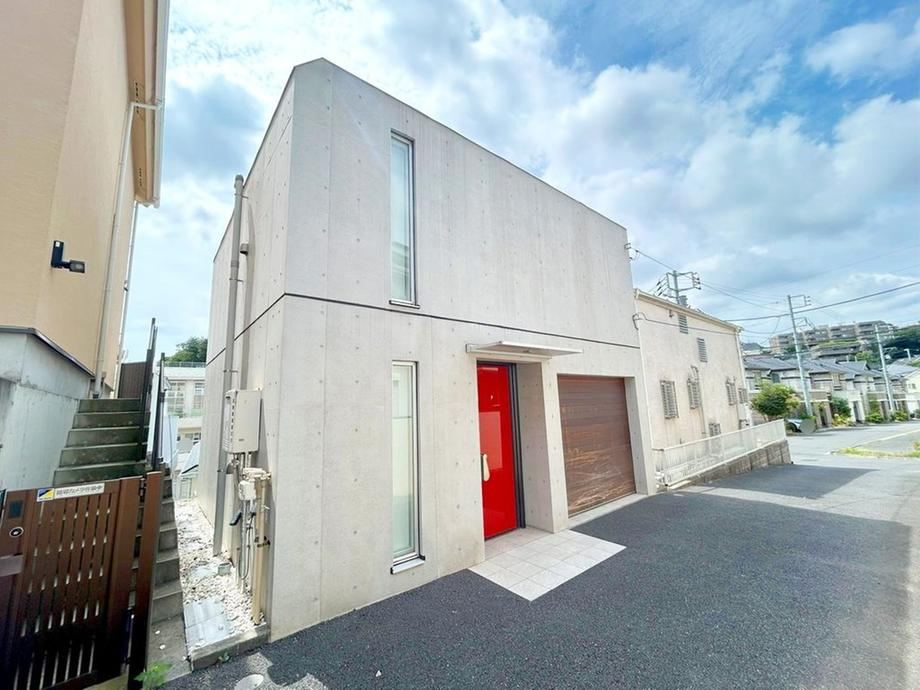 2LDK+S house in Naka Ward, Yokohama, Kanagawa - Photo 1