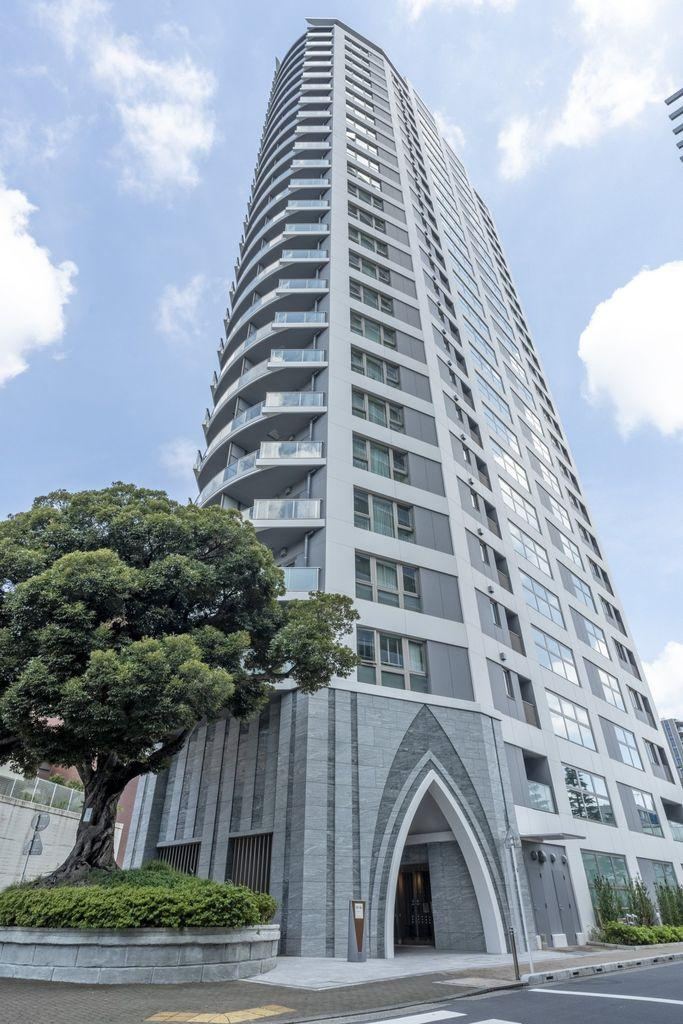 2LDK apartment in Nakano Ward, Tokyo - Photo 1