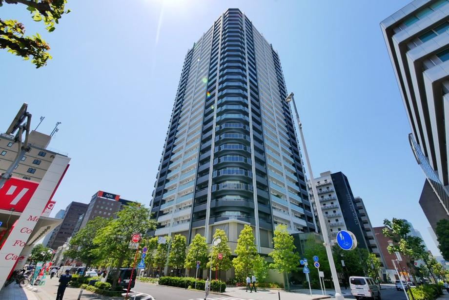 3LDK apartment in Naka Ward, Nagoya, Aichi - Photo 1