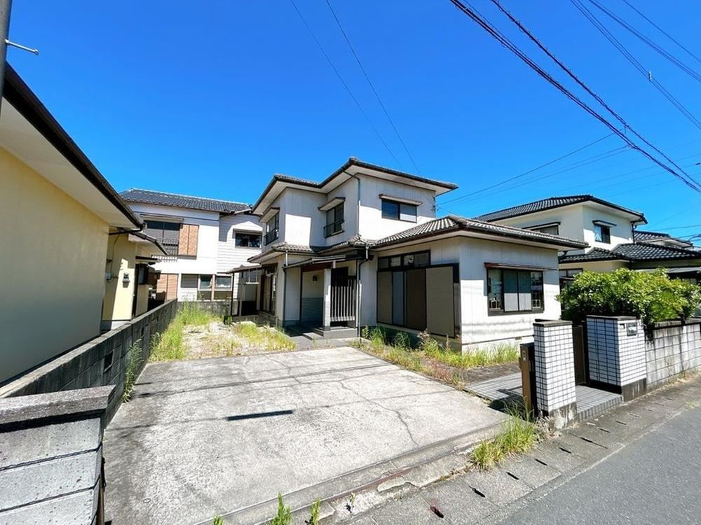 4LDK house in Karatsu, Saga - Photo 1