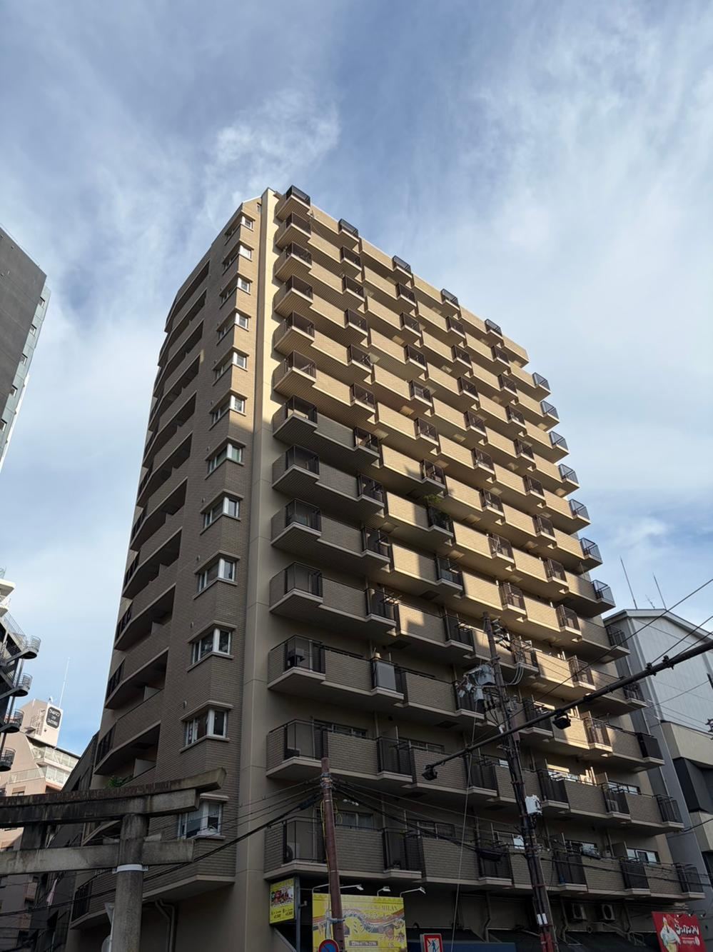 1LDK apartment in Tennoji Ward, Osaka - Photo 1