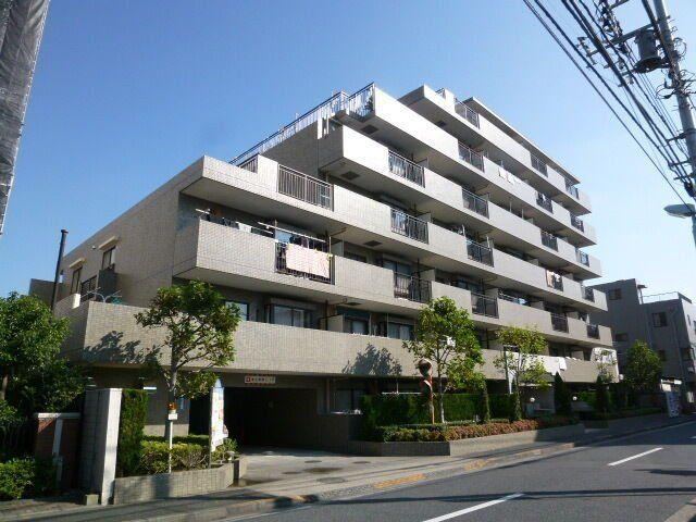 3LDK apartment in Edogawa Ward, Tokyo - Photo 1