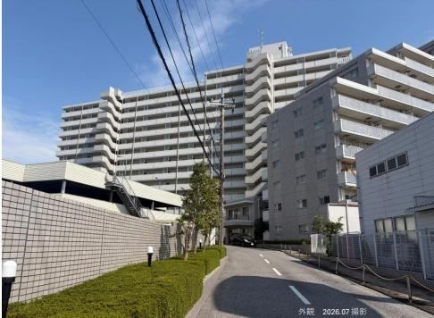 2LDK apartment in Utsunomiya, Tochigi - Photo 1