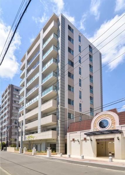 2LDK apartment in Chuo Ward, Sapporo, Hokkaido - Photo 1
