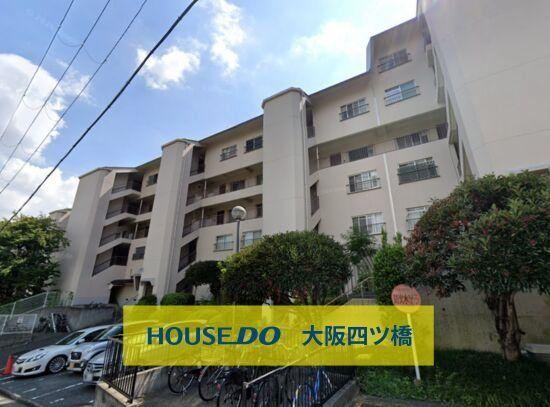 3LDK apartment in Suita, Osaka - Photo 1
