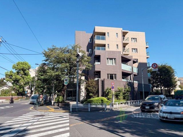 3LDK apartment in Setagaya Ward, Tokyo - Photo 1