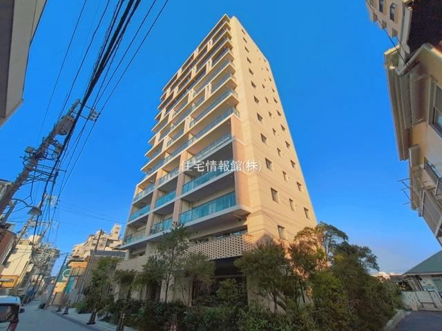 2LDK+S apartment in Fujisawa, Kanagawa - Photo 1