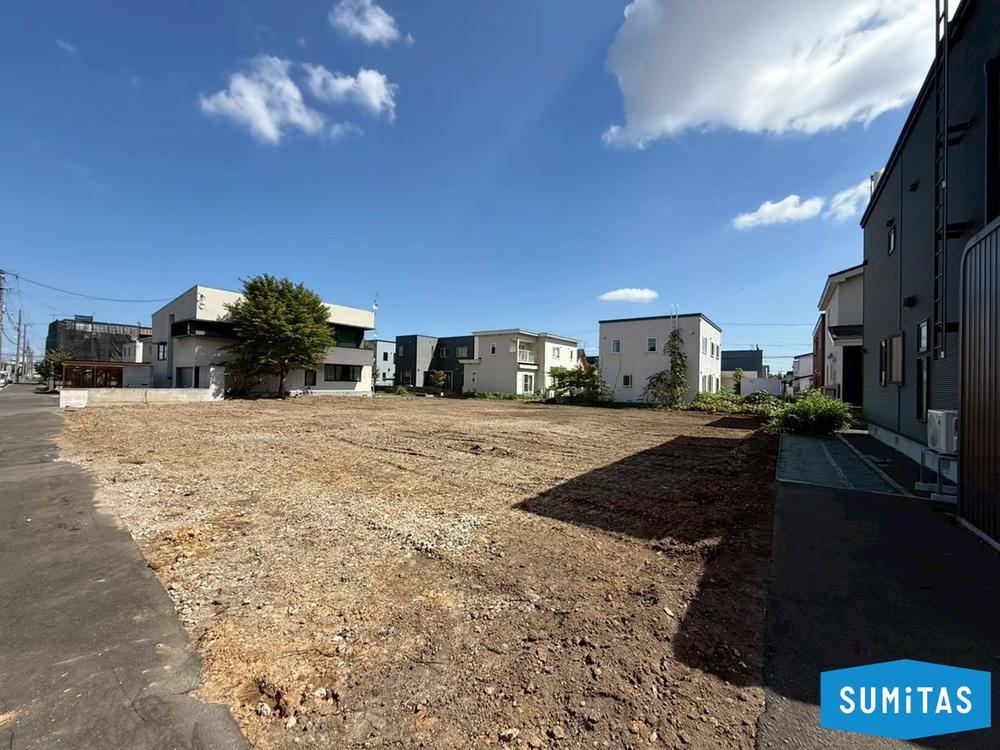382 m² land in Kita Ward, Sapporo, Hokkaido - Photo 1