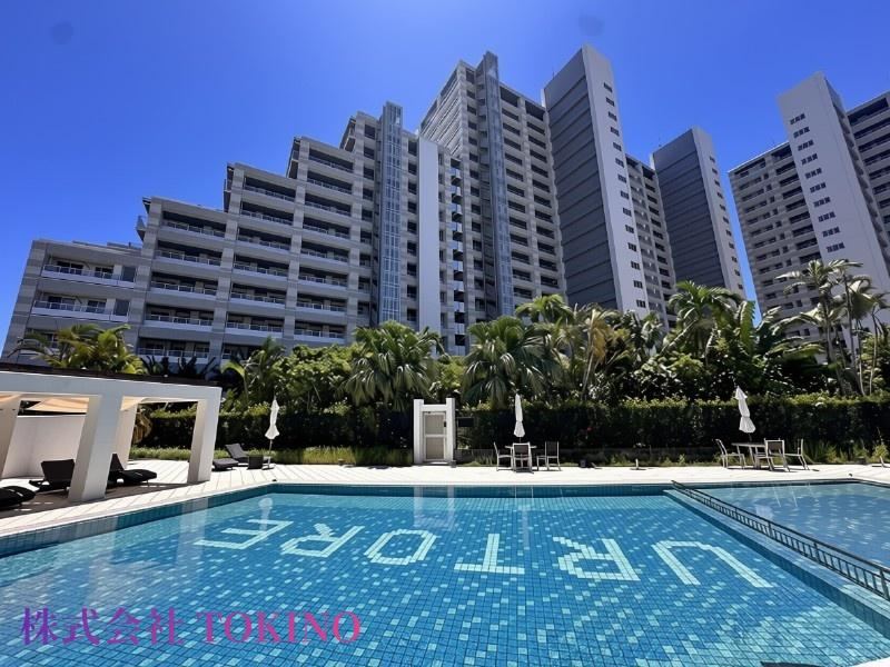 2LDK apartment in Chatan, Nakagami District, Okinawa - Photo 1