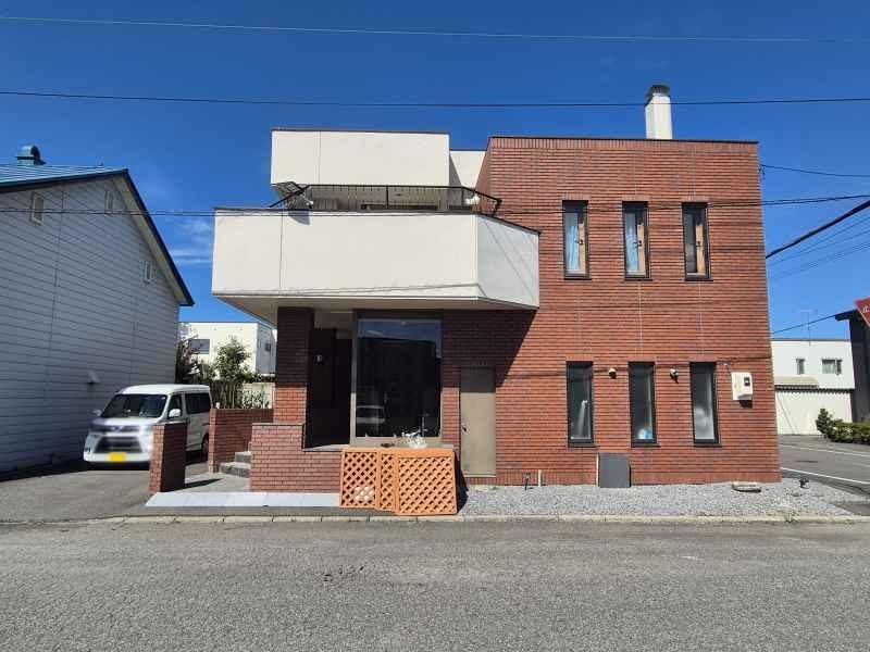 6LDK+S house in Asahikawa, Hokkaido - Photo 1
