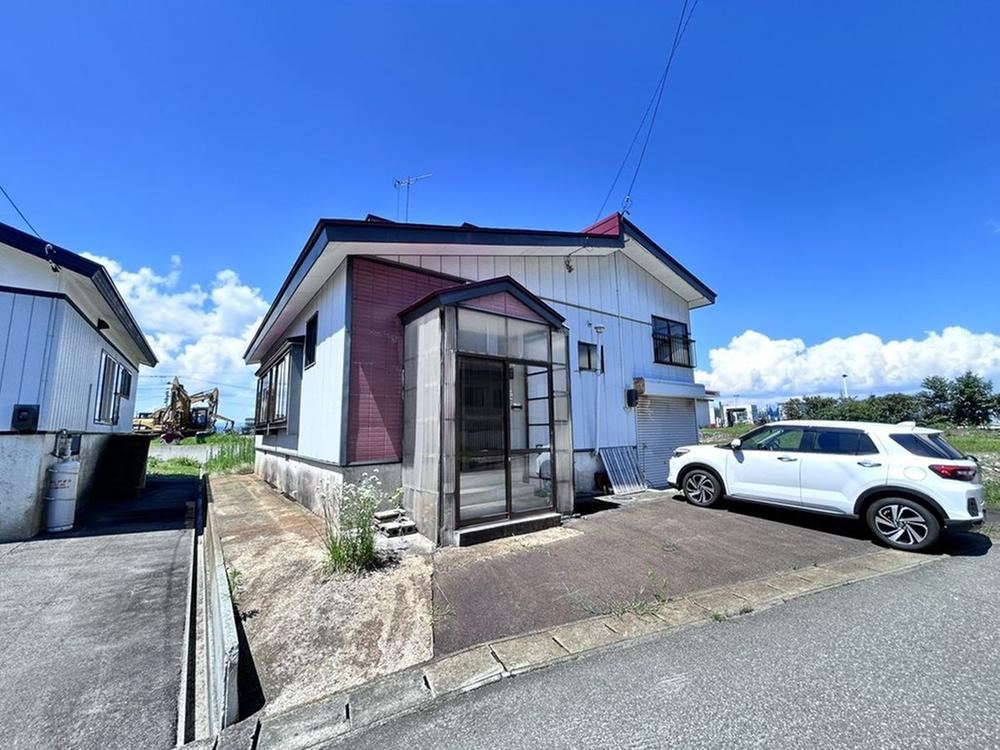 5DK house in Shinjo, Yamagata - Photo 1
