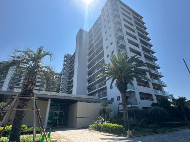 3LDK apartment in Mihama Ward, Chiba - Photo 1