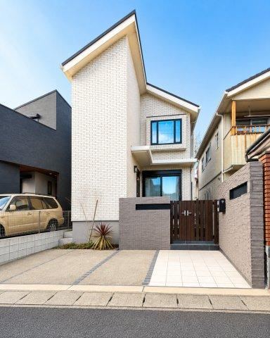2LDK+S house in Mihama Ward, Chiba - Photo 1
