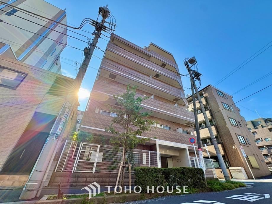 2LDK apartment in Nakano Ward, Tokyo - Photo 1