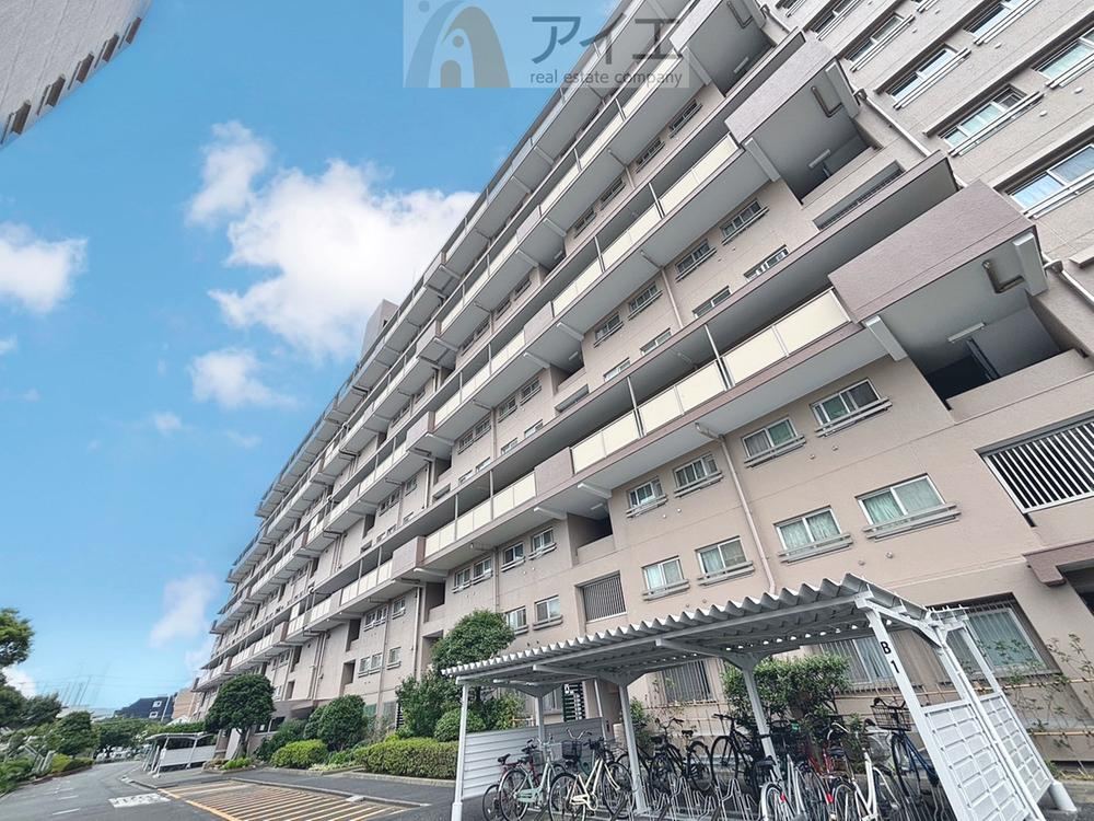 3LDK apartment in Ichikawa, Chiba - Photo 1