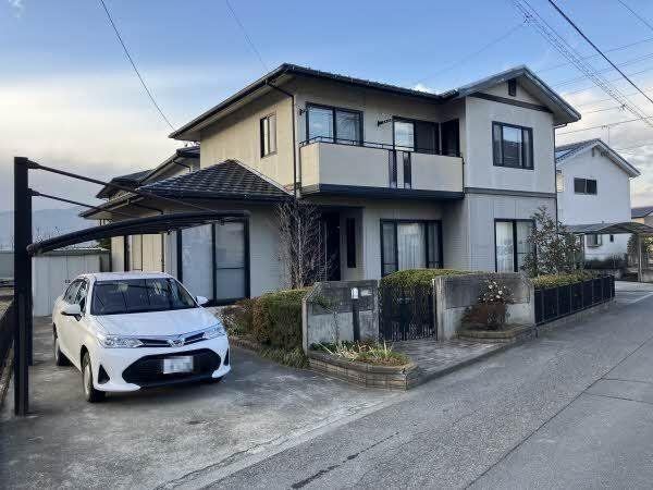 4LDK house in Chikuma, Nagano - Photo 1