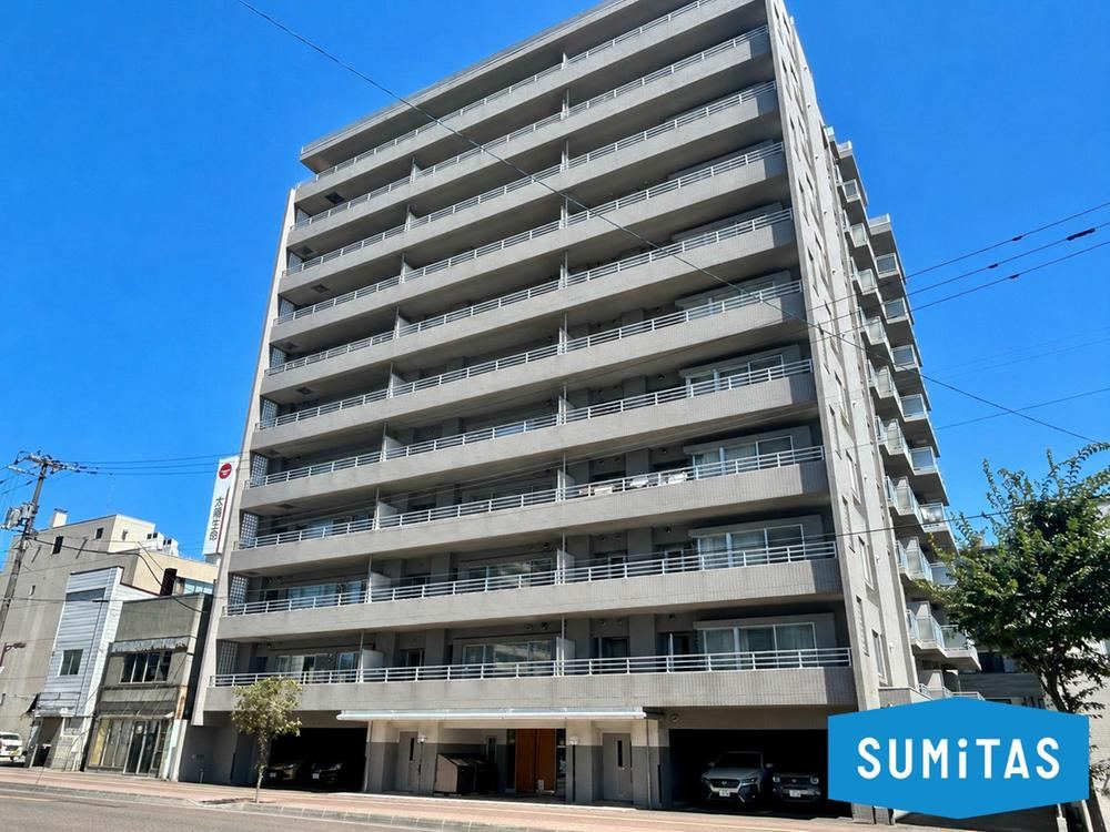 4LDK apartment in Nishi Ward, Sapporo, Hokkaido - Photo 1