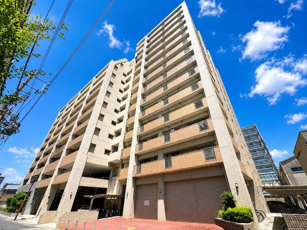 4LDK apartment in Anjo, Aichi - Photo 1