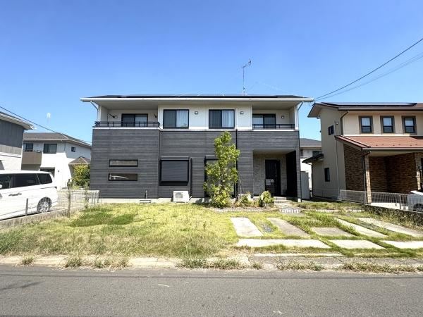 4LDK house in Mito, Ibaraki - Photo 1