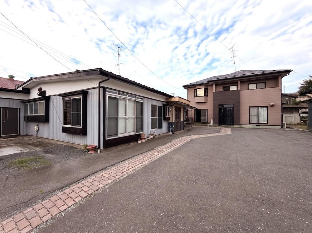 8DK house in Hachinohe, Aomori - Photo 1