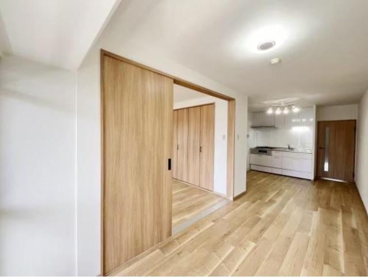 2LDK apartment in Chuo Ward, Kobe, Hyogo - Photo 1
