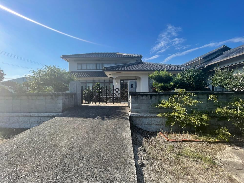 8DK+S house in Yakage, Oda District, Okayama - Photo 1