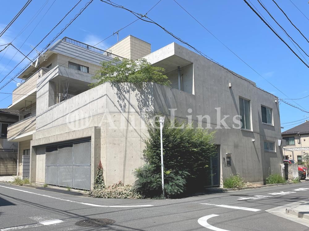 4LDK house in Toshima Ward, Tokyo - Photo 1