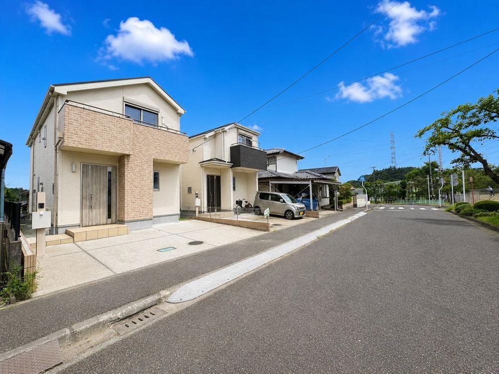 4LDK house in Izumi Ward, Sendai, Miyagi - Photo 1