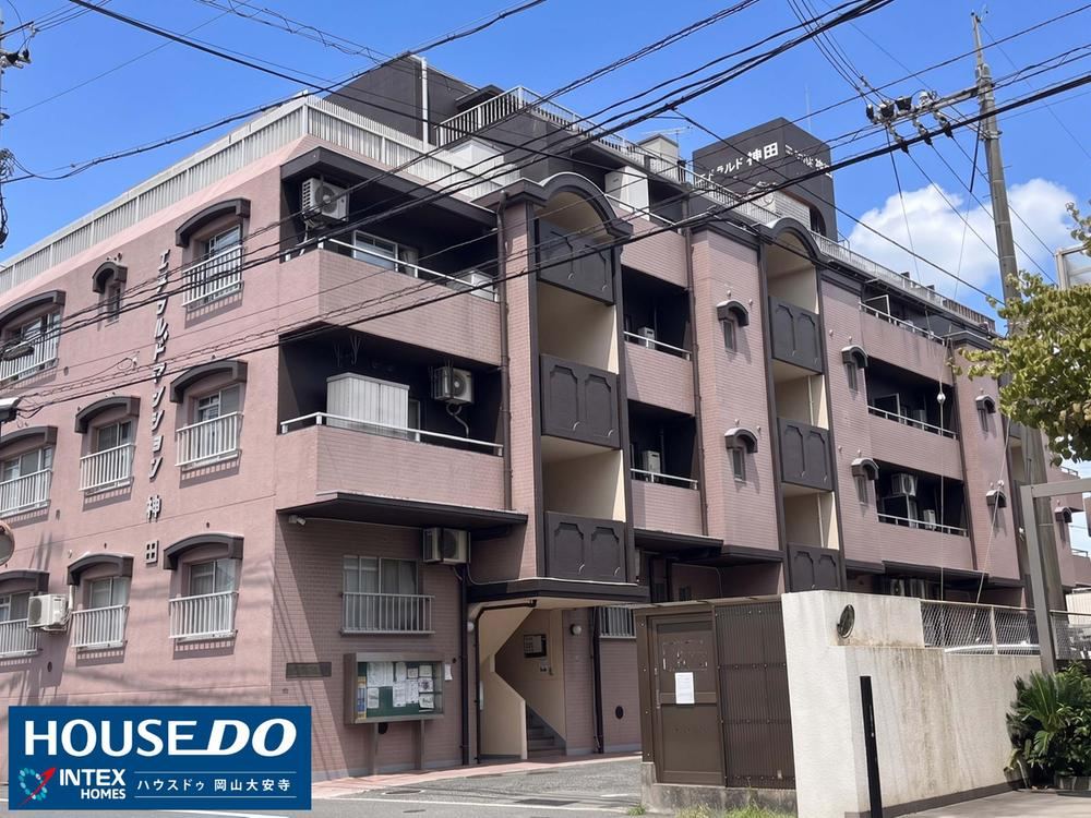 3LDK apartment in Kita Ward, Okayama - Photo 1